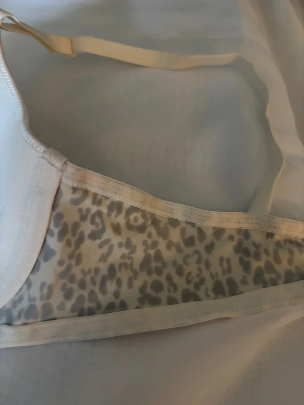 Maidenform Black & Vassarette Leopard Print Bras 38C